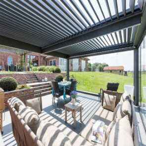 Bioclimatic Pergola in Europe